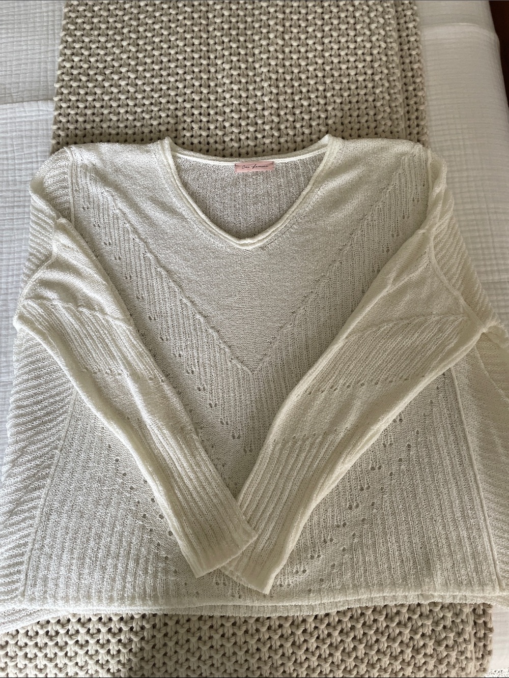 Ces Femme Cream V-Neck Open-Knit Sweater